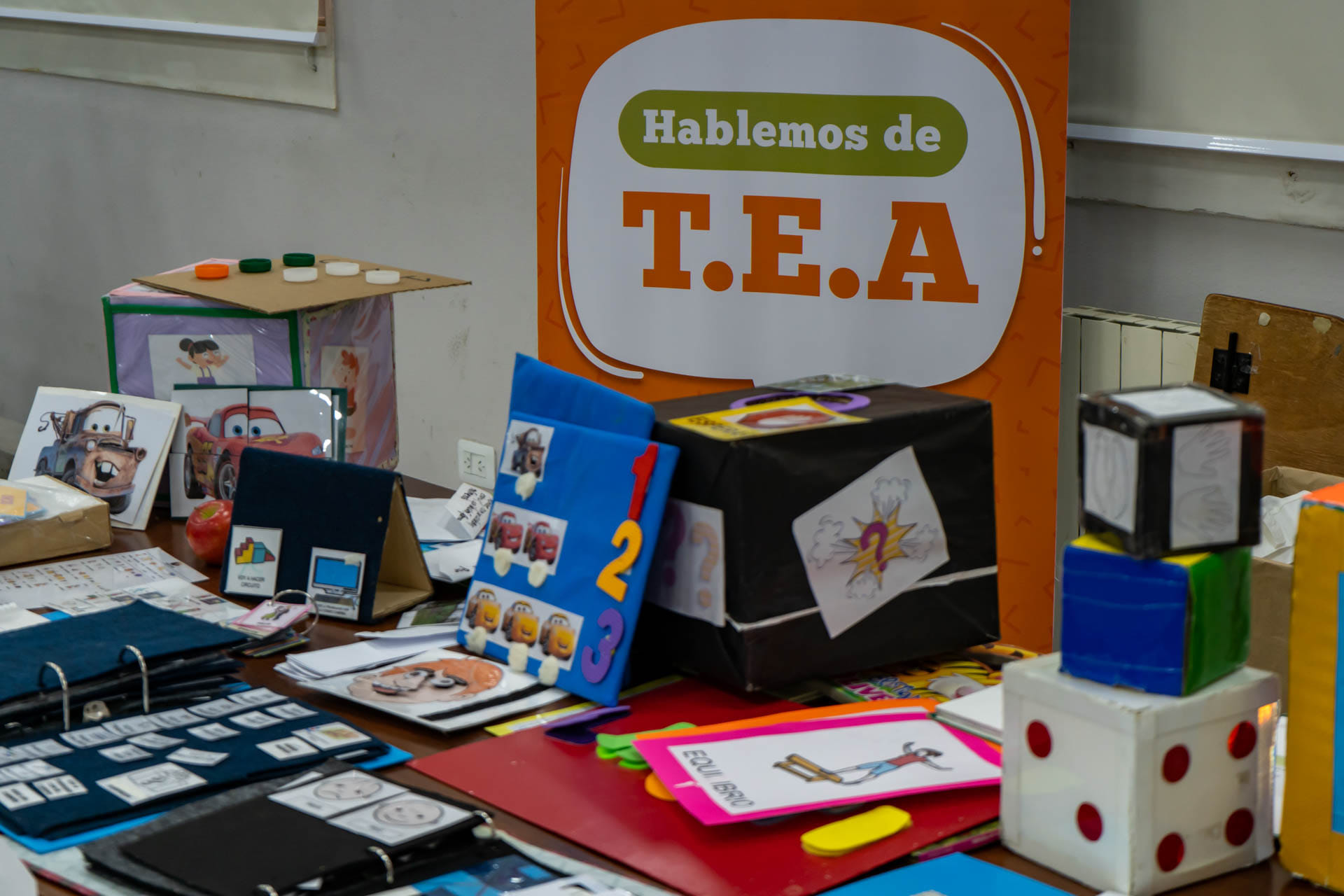Taller Teórico Práctico ''Hacia el Empoderamiento de las Familias.'' Fundación TEA Santa Cruz